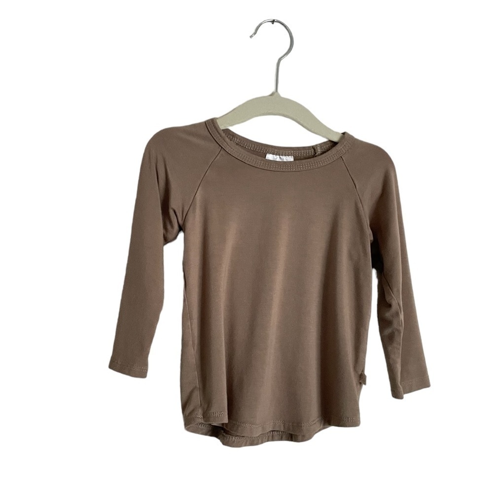 Jax & Lennon Bamboo Raglan Tee 18-24 Mo Taupe